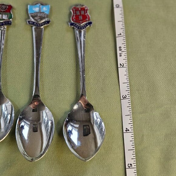 4 Vintage England Travel Souvenir Spoons - London, Windsor, Blackpool & Aberdeen - Picture 11 of 11